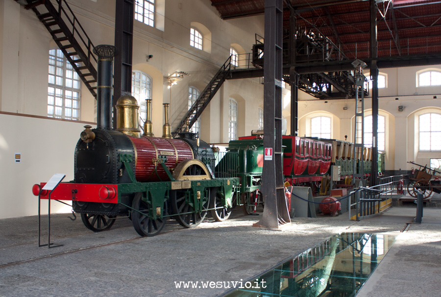 pietrarsa museo treni ferrovie